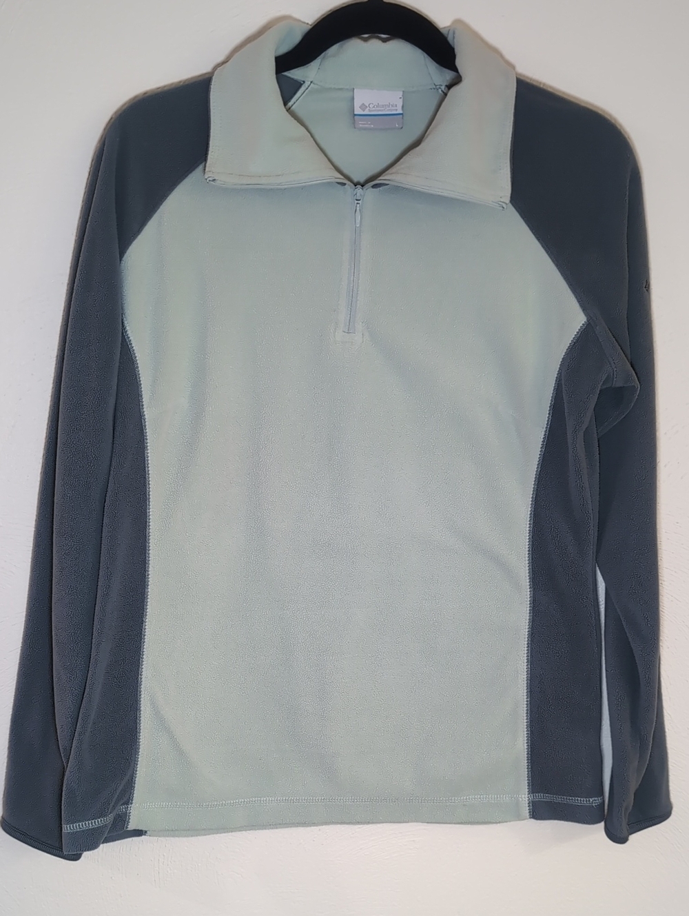Columbia Two-Tone Light Sage and Teal Women's Zip-Up Fleece